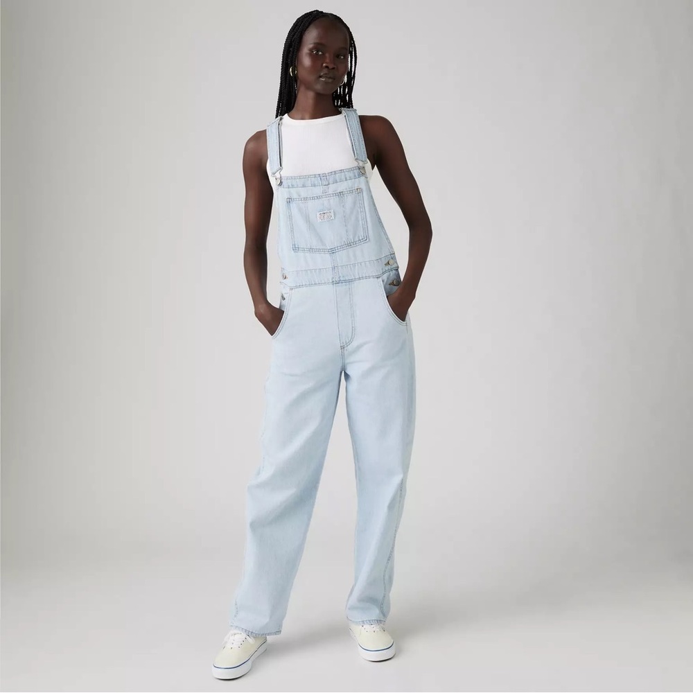 Levi’s Light Wash Vintage Women’s Overalls